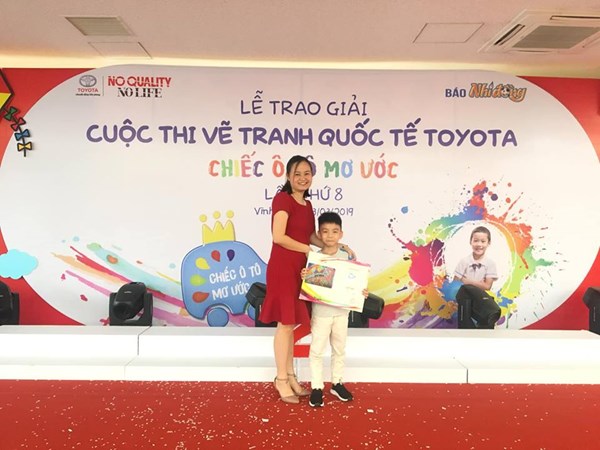 Học sinh Vũ Xuân Phúc đạt giải Ba cuộc thi vẽ tranh quốc tế Toyota chiếc ô tô mơ ước lần thứ 8 năm học 2018 - 2019